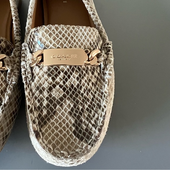 Coach‎ Olive Snakeskin Print Loafers - Picture 4 of 10